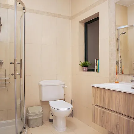 Spacious 3Br Apt Close Tigne Point Quiet Stay Apartamento *